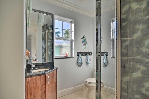 Townhome Located 200 Steps to a Locals-Only Beach! - image 3